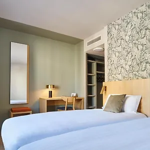 Originals Boutique, Larivaut, 3*, Puy-Guillaume France
